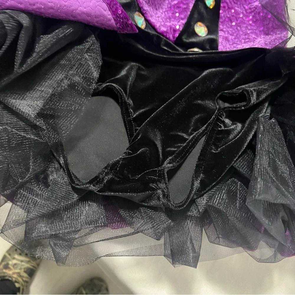 Weissman Don’t Forget My Love Dance Costume MC Medium (11-12) Velvet Feather Trm